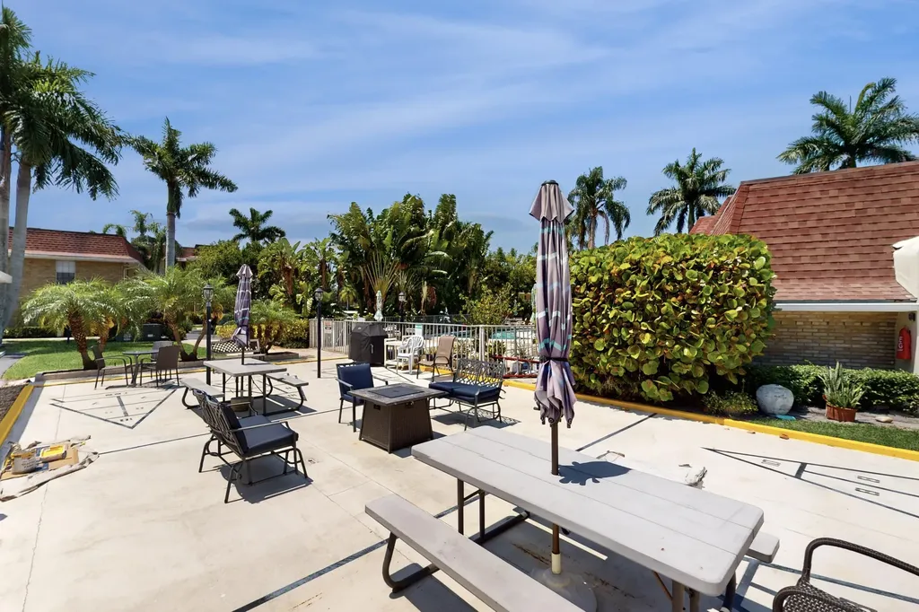 5540 Tamberlane Circle Palm Beach Gardens FL 33418