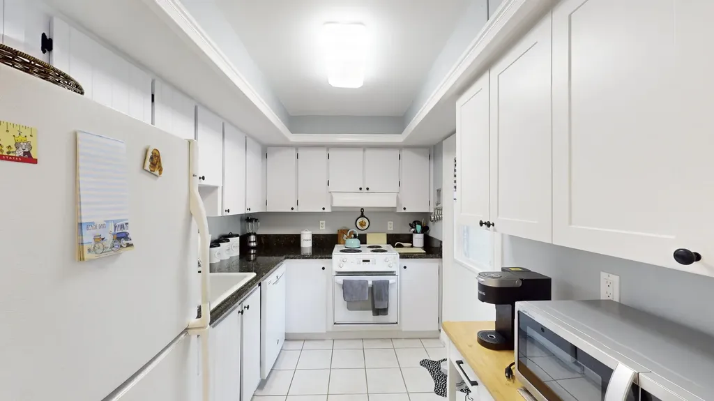 5540 Tamberlane Circle Palm Beach Gardens FL 33418