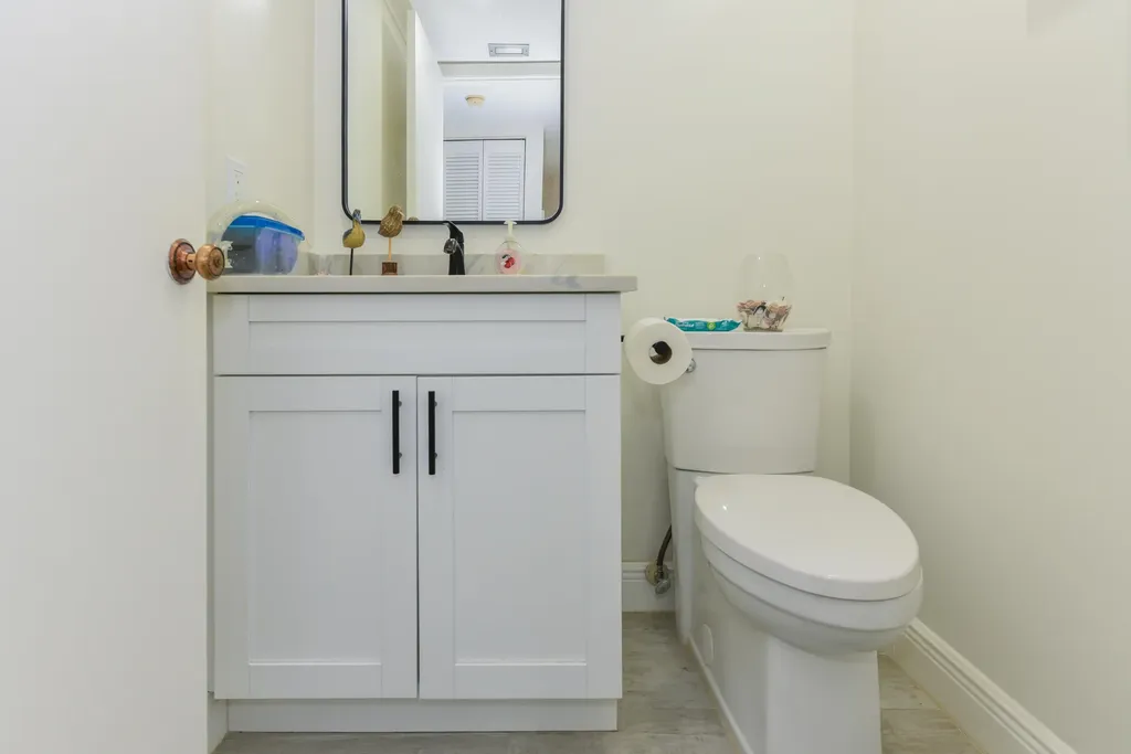 1605 Us-1 Jupiter FL 33477