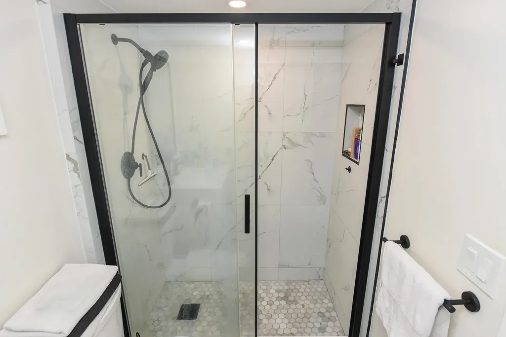 1605 Us-1 Jupiter FL 33477