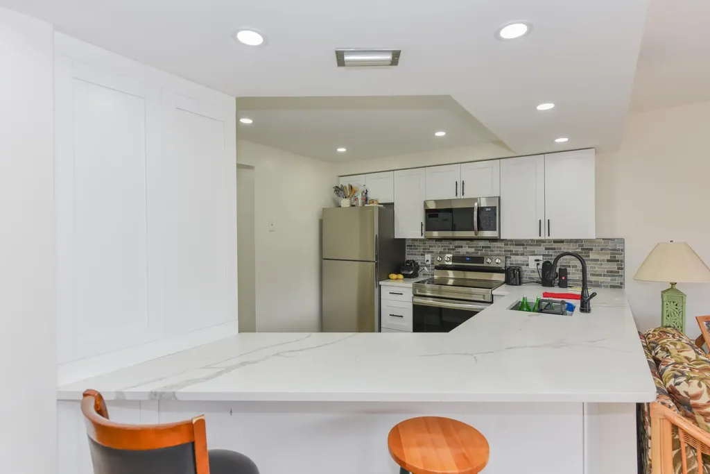 1605 Us-1 Jupiter FL 33477