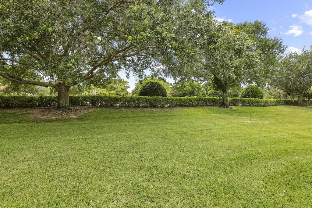 2631 SW 12th Square Square SW Vero Beach FL 32968