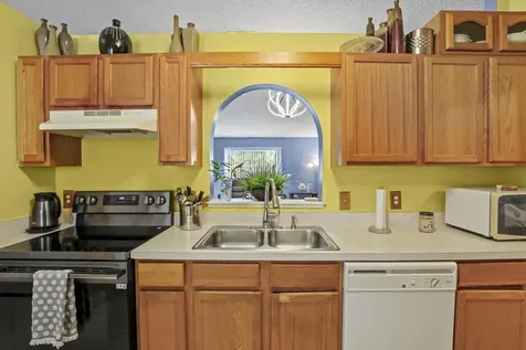 2631 SW 12th Square Square SW Vero Beach FL 32968