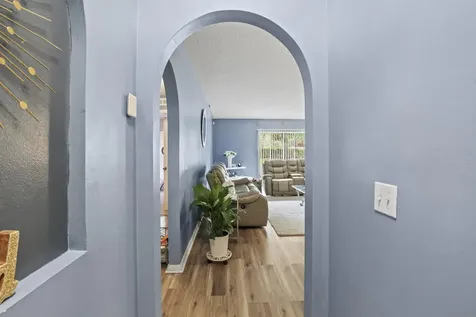 2631 SW 12th Square Square SW Vero Beach FL 32968