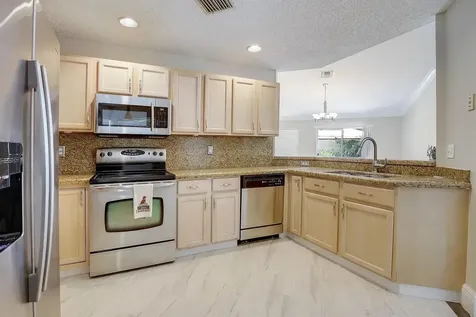 13284 Majestic Pine Court Delray Beach FL 33484