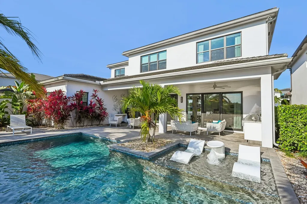 17313 Pagoda Palms Drive Boca Raton FL 33496