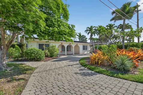 2101 NE 25th Street Wilton Manors FL 33305