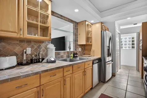 2101 NE 25th Street Wilton Manors FL 33305