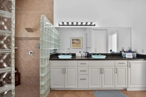 2101 NE 25th Street Wilton Manors FL 33305