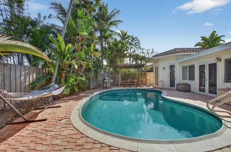 2101 NE 25th Street Wilton Manors FL 33305