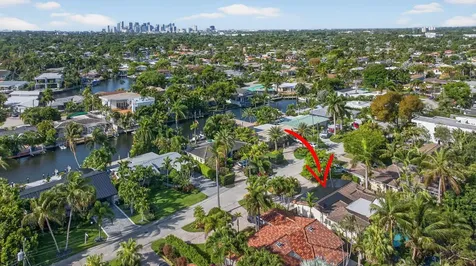 2101 NE 25th Street Wilton Manors FL 33305