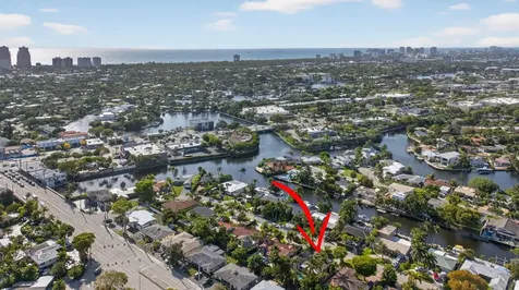 2101 NE 25th Street Wilton Manors FL 33305