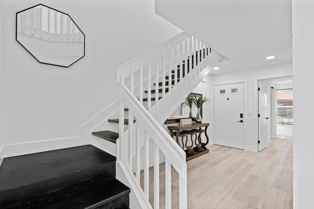 2339 Treasure Isle Drive Palm Beach Gardens FL 33410