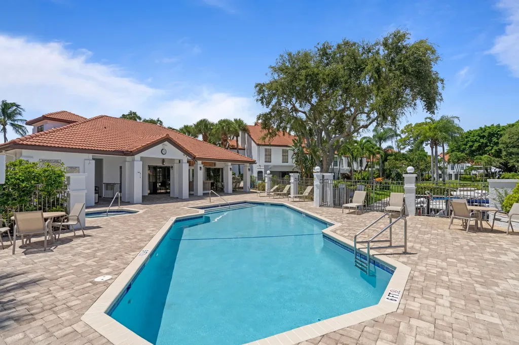 2339 Treasure Isle Drive Palm Beach Gardens FL 33410