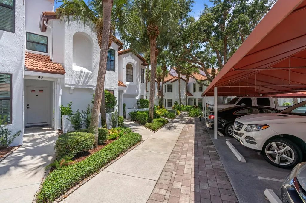 2339 Treasure Isle Drive Palm Beach Gardens FL 33410