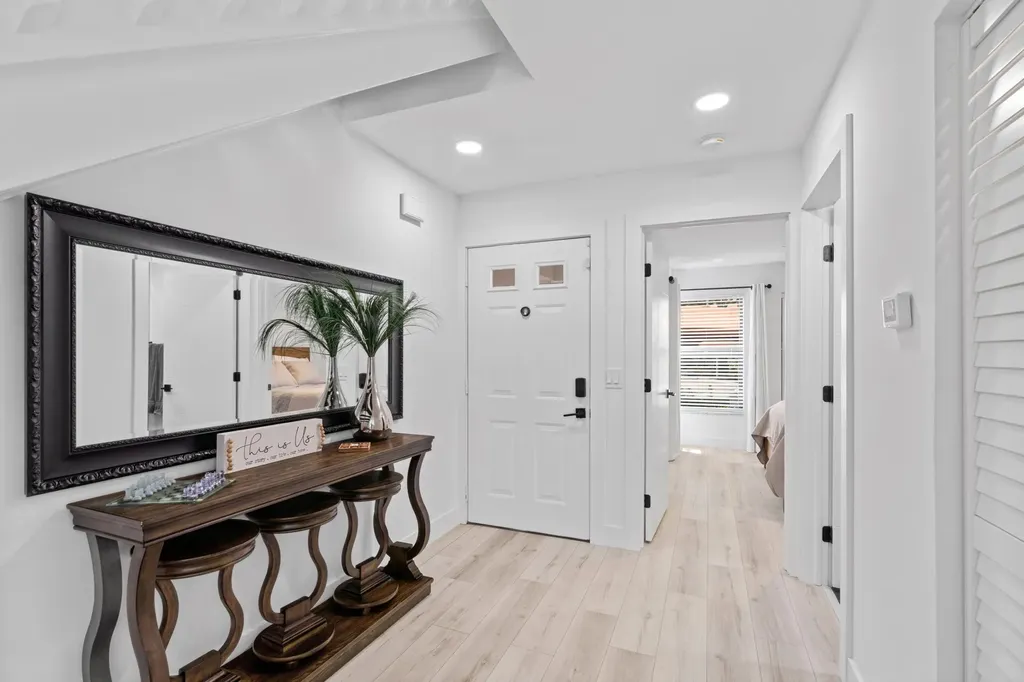 2339 Treasure Isle Drive Palm Beach Gardens FL 33410