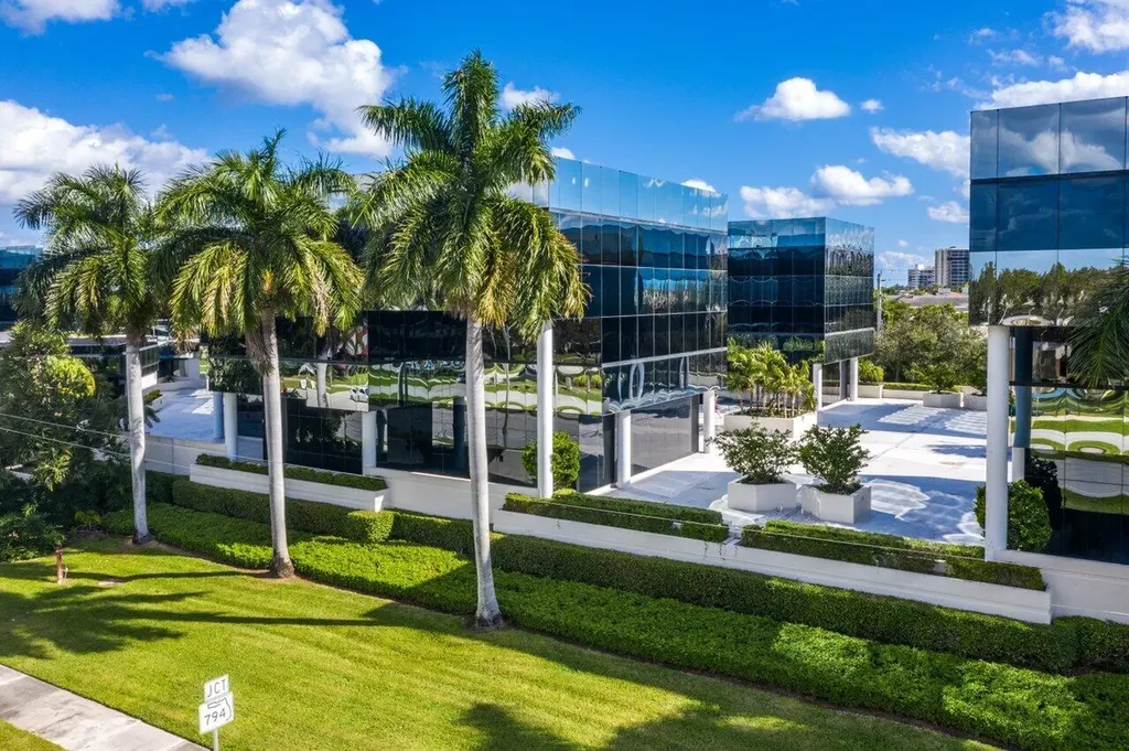 4800 N Federal Highway Boca Raton FL 33431
