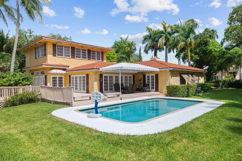 2400 Delmar Place Fort Lauderdale FL 33301
