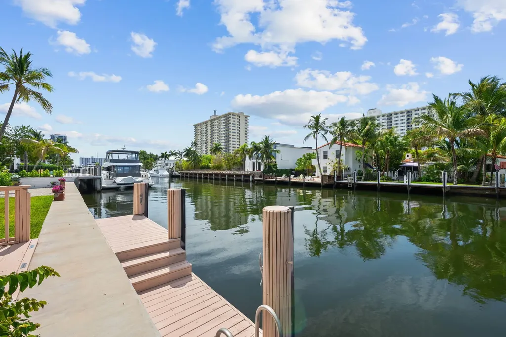 2400 Delmar Place Fort Lauderdale FL 33301