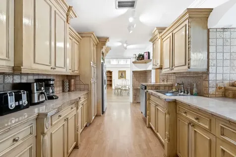 2400 Delmar Place Fort Lauderdale FL 33301