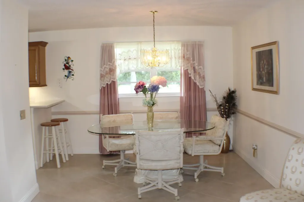 8 Lake Vista Trail Port St Lucie FL 34952