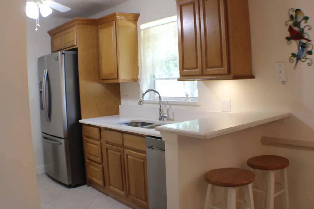 8 Lake Vista Trail Port St Lucie FL 34952