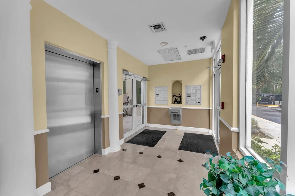 1820 N Corporate Lakes Boulevard Weston FL 33326