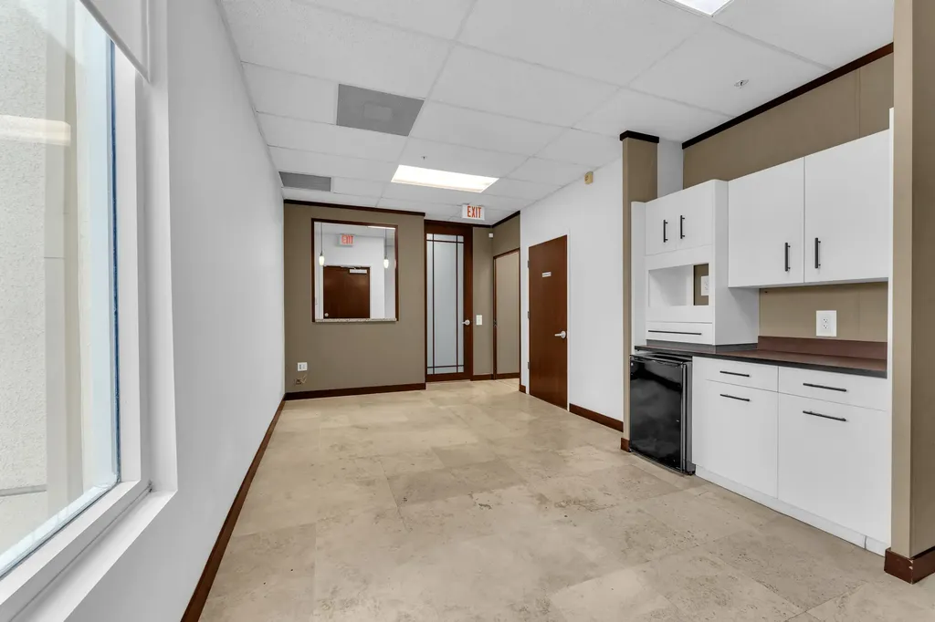 1820 N Corporate Lakes Boulevard Weston FL 33326