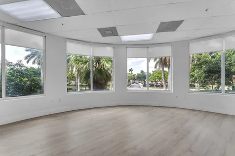 1820 N Corporate Lakes Boulevard Weston FL 33326