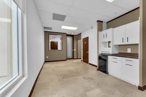 1820 N Corporate Lakes Boulevard Weston FL 33326