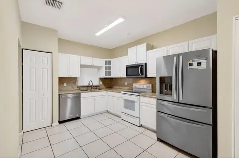 8289 Via Serena Boca Raton FL 33433