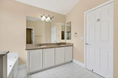 8289 Via Serena Boca Raton FL 33433