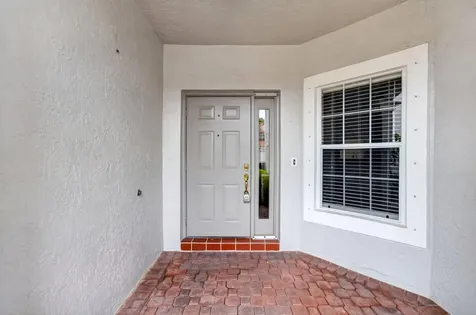 8289 Via Serena Boca Raton FL 33433