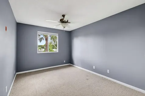 8289 Via Serena Boca Raton FL 33433