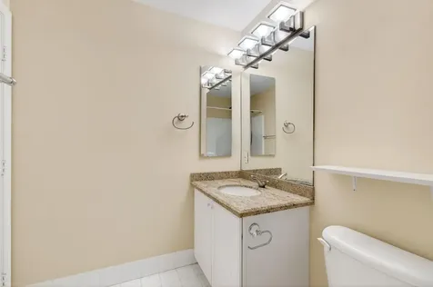 8289 Via Serena Boca Raton FL 33433