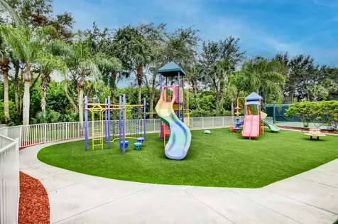 8289 Via Serena Boca Raton FL 33433