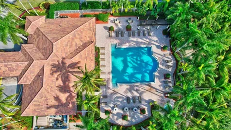8289 Via Serena Boca Raton FL 33433