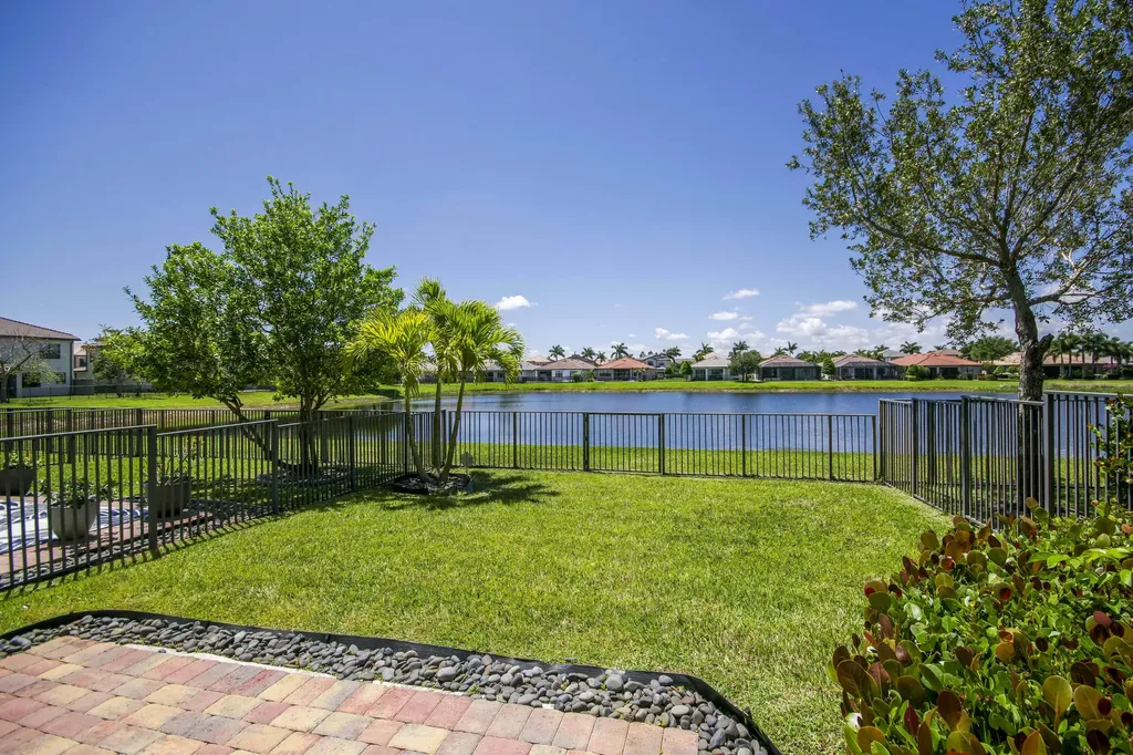 8301 Rearing Lane Lake Worth FL 33467