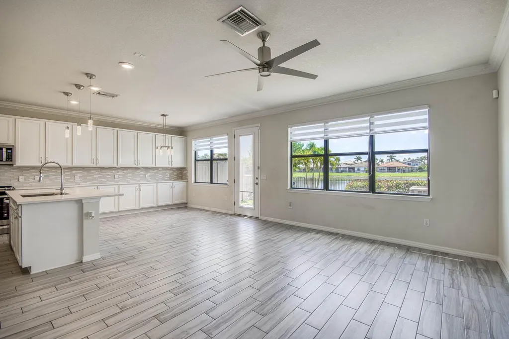 8301 Rearing Lane Lake Worth FL 33467