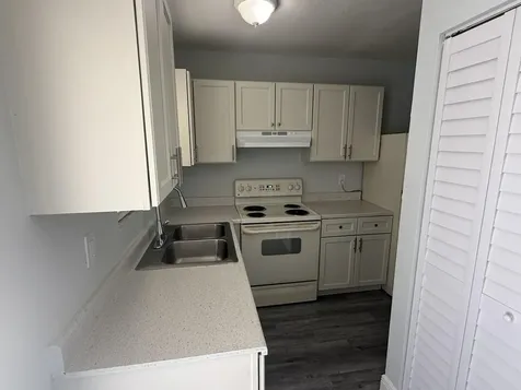 3525 Avenue J Riviera Beach FL 33404