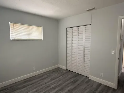 3525 Avenue J Riviera Beach FL 33404
