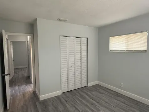 3525 Avenue J Riviera Beach FL 33404