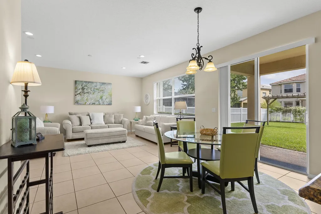 11953 SW Bennington Circle Port St Lucie FL 34987