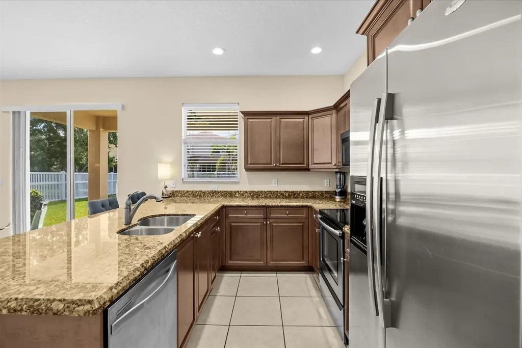 11953 SW Bennington Circle Port St Lucie FL 34987