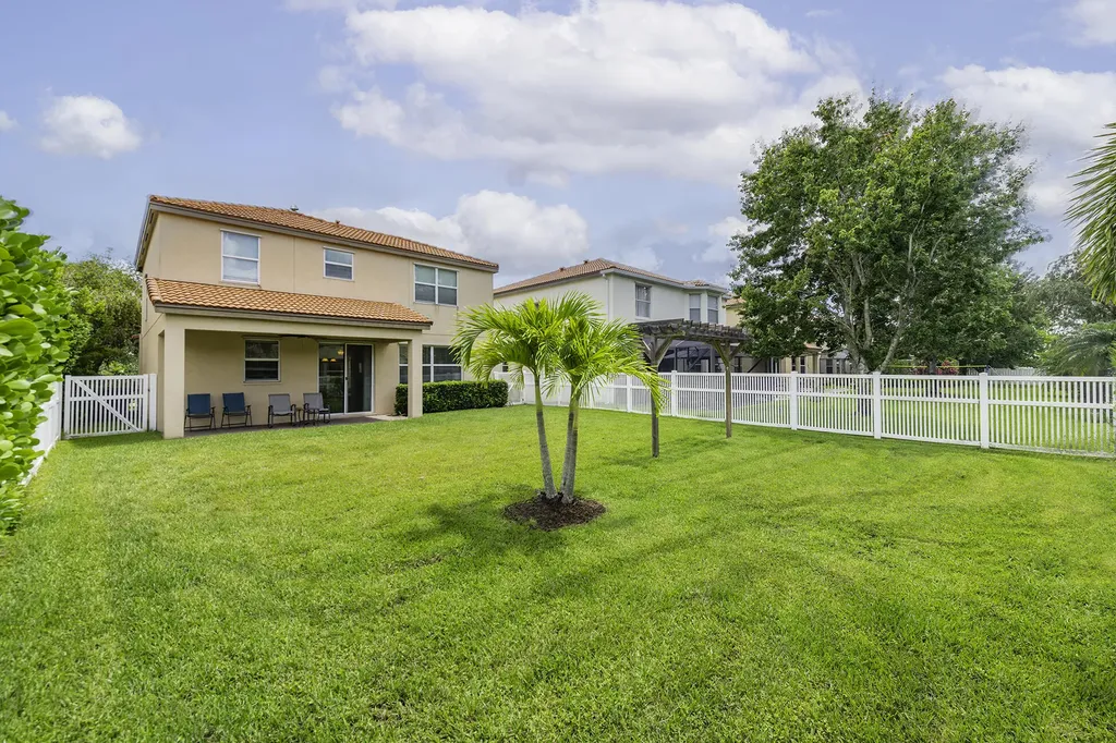 11953 SW Bennington Circle Port St Lucie FL 34987