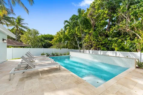 490 Mars Way Juno Beach FL 33408