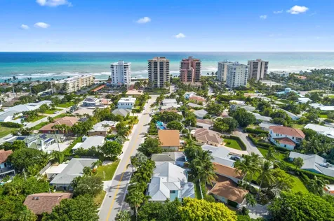 490 Mars Way Juno Beach FL 33408