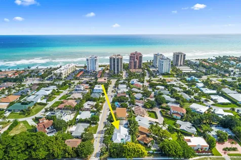 490 Mars Way Juno Beach FL 33408