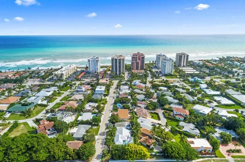 490 Mars Way Juno Beach FL 33408