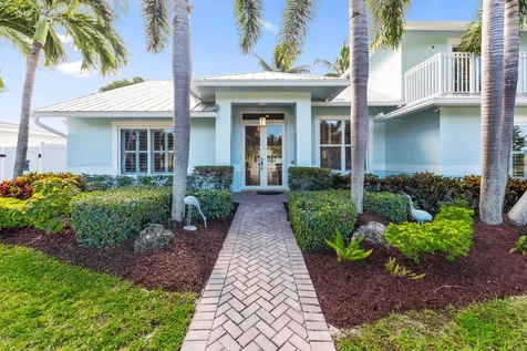 490 Mars Way Juno Beach FL 33408